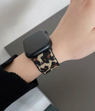 Load image into Gallery viewer, Leopard Print Watch Band for Apple

