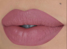 Load image into Gallery viewer, Matte Liquid Lips

